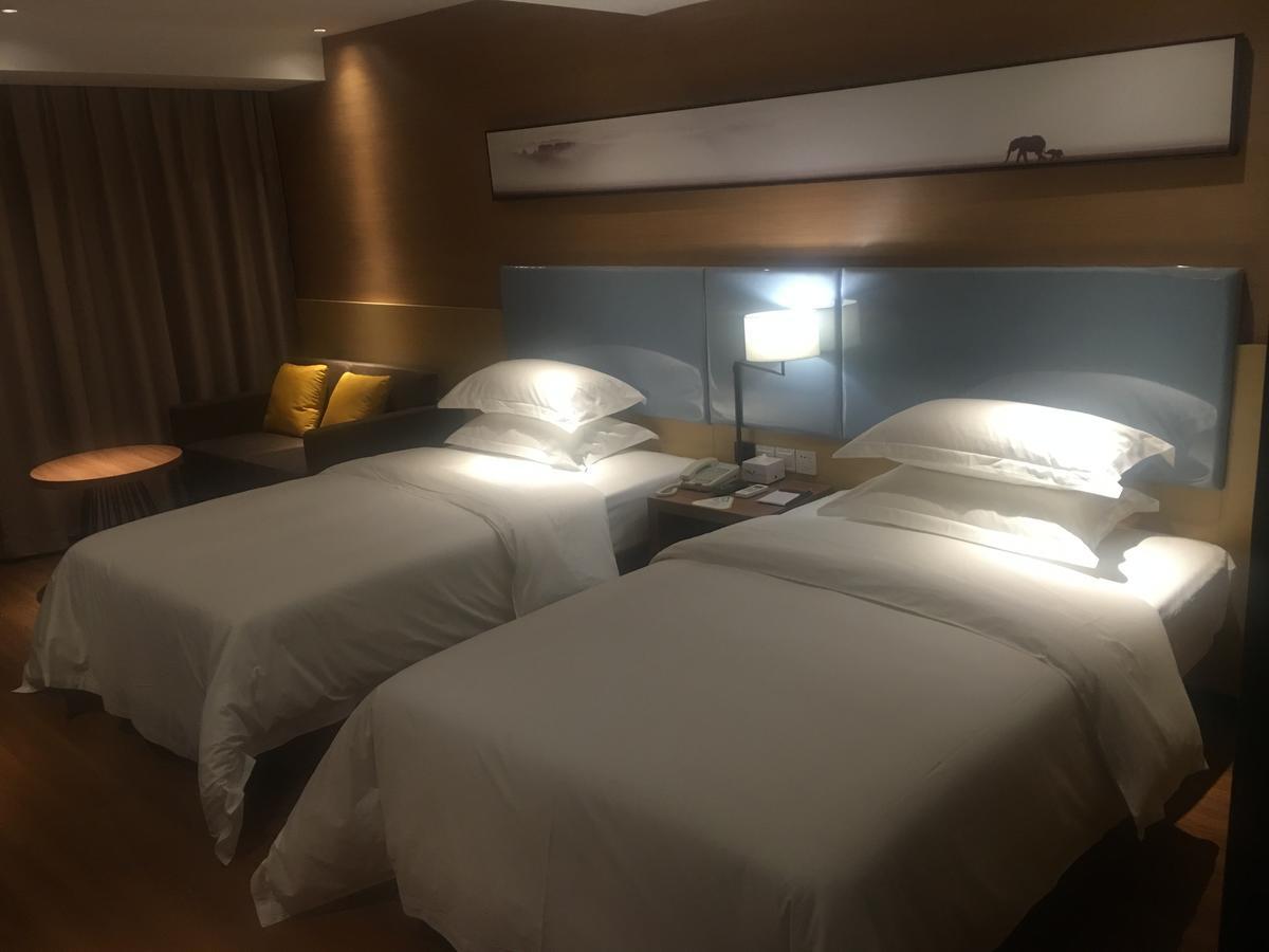 שנג'ן Jtour Inn At Songgang Metro Station מראה חיצוני תמונה
